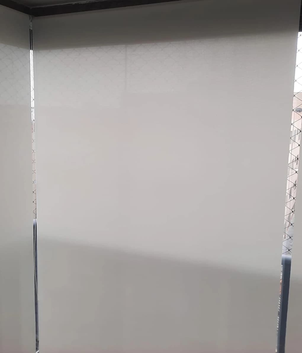 Persiana sob medida em varanda